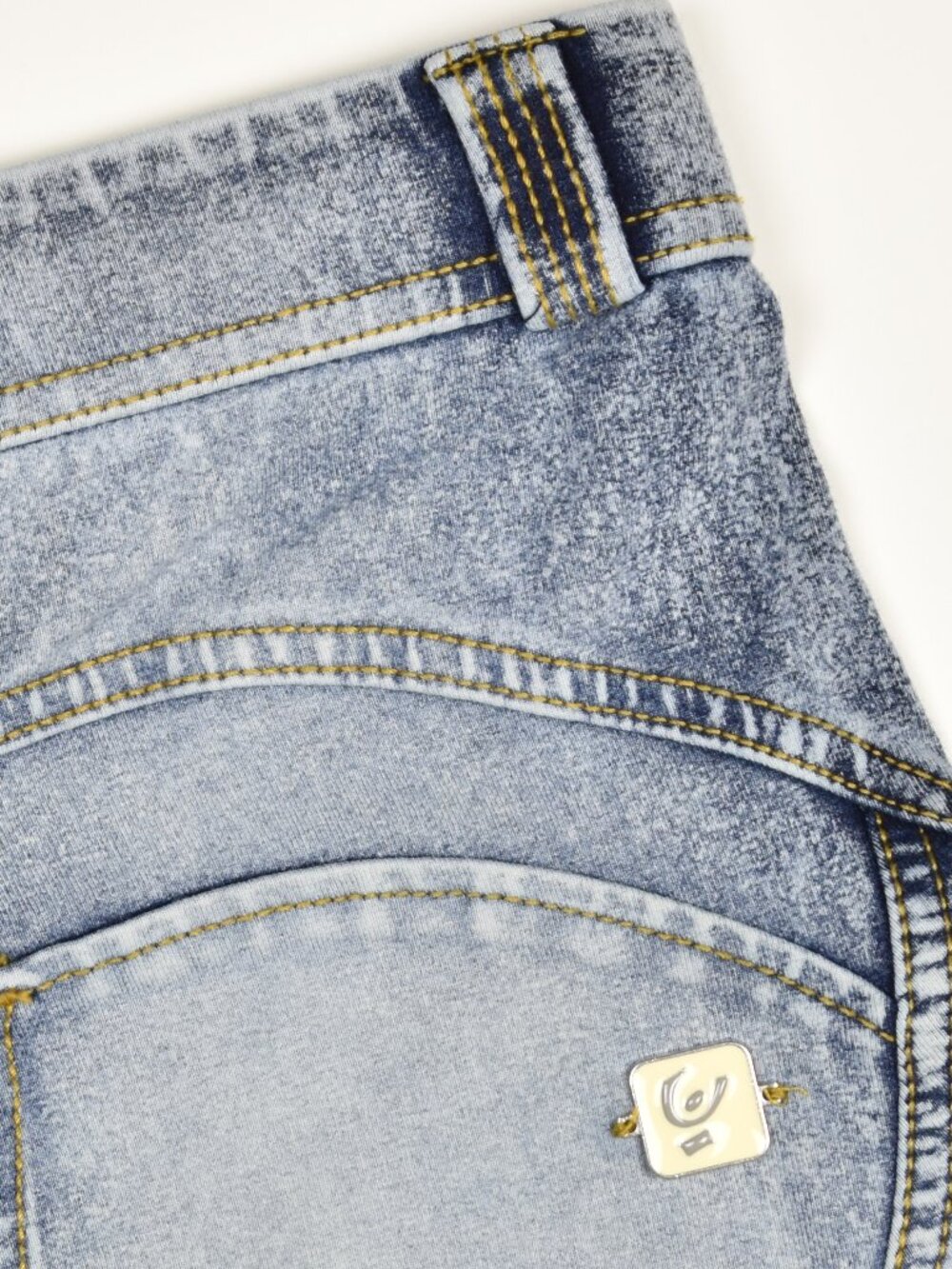 Freddy Skinny Butt Lifting Jeans - 6 - Picture 7 of 10